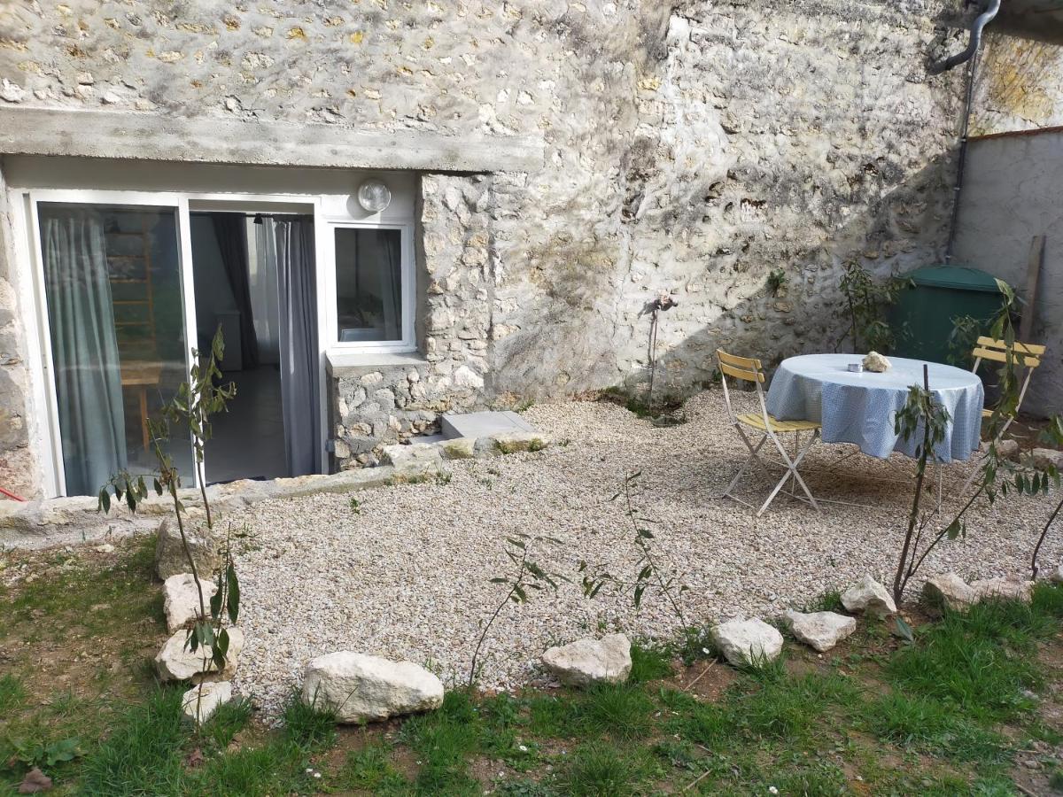 Logement Entier Dans Village Calme Guillerval Ngoại thất bức ảnh